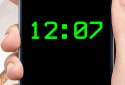 Huge Lock Screen Clock screenshot 5